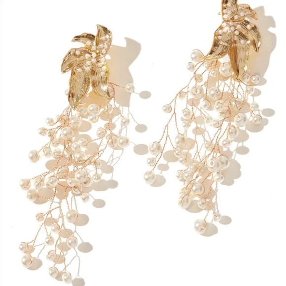 Gold Leaf with Long Pearl Branches Earrings - Picture 2 of 6